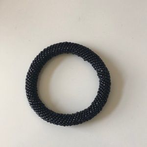 🔘 African beaded bracelet